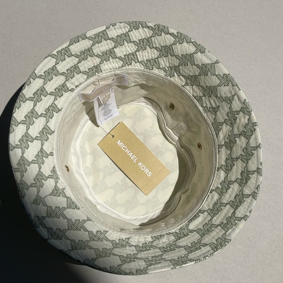 (new+tag) Michael Kors bucket hat MK monogram orange cream one size fits all OS new+tag) Michael Kors bucket hat MK monogram jade green  main image 3